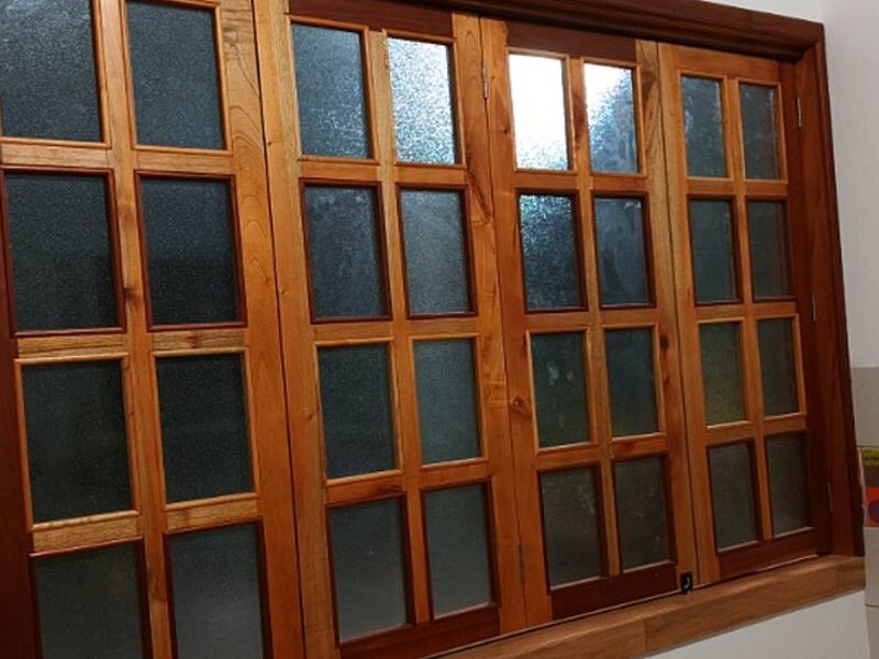 Ventana madera Guatemala 