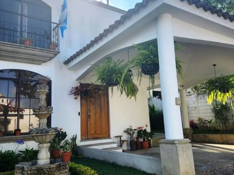 HERMOSA CASA SECTOR EXCLUSIVO