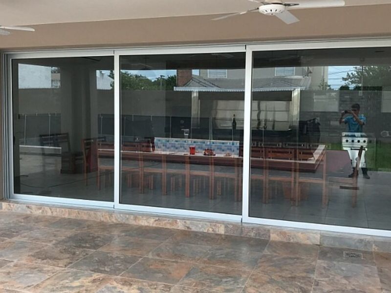Puerta Triple corrediza Guatemala 