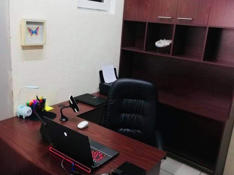 Escritorio madera Guatemala
