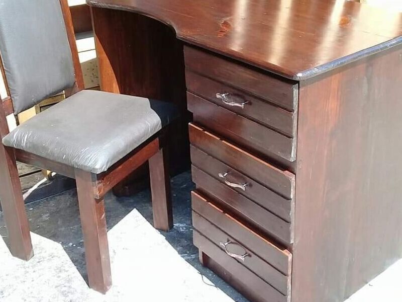 Escritorio madera Guatemala