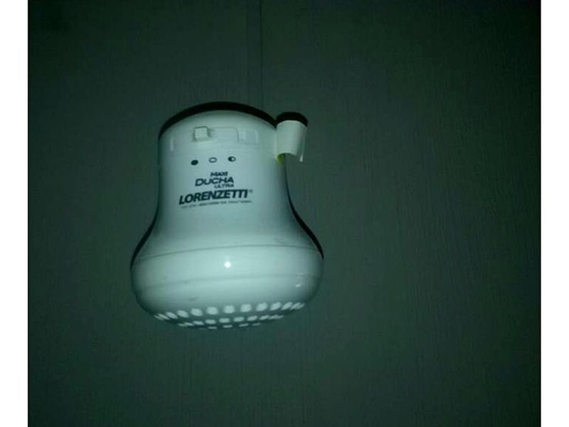 Instalación ducha Eléctrica B Guatemala