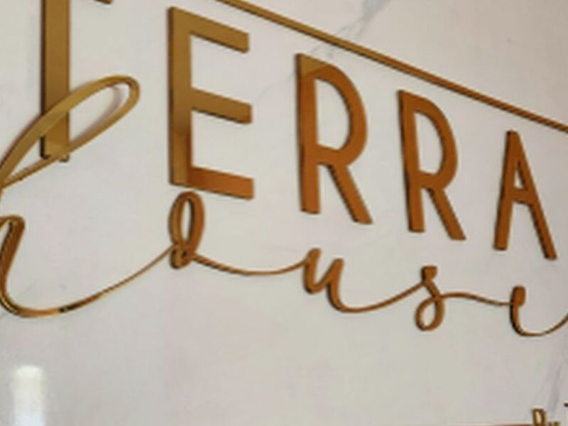 Decoración acrílico Guatemala