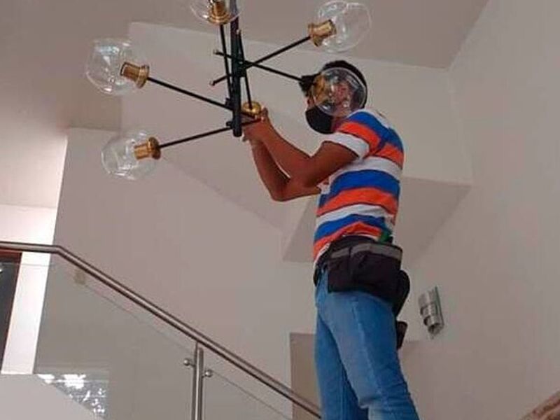 Instalación lámparas Guatemala 