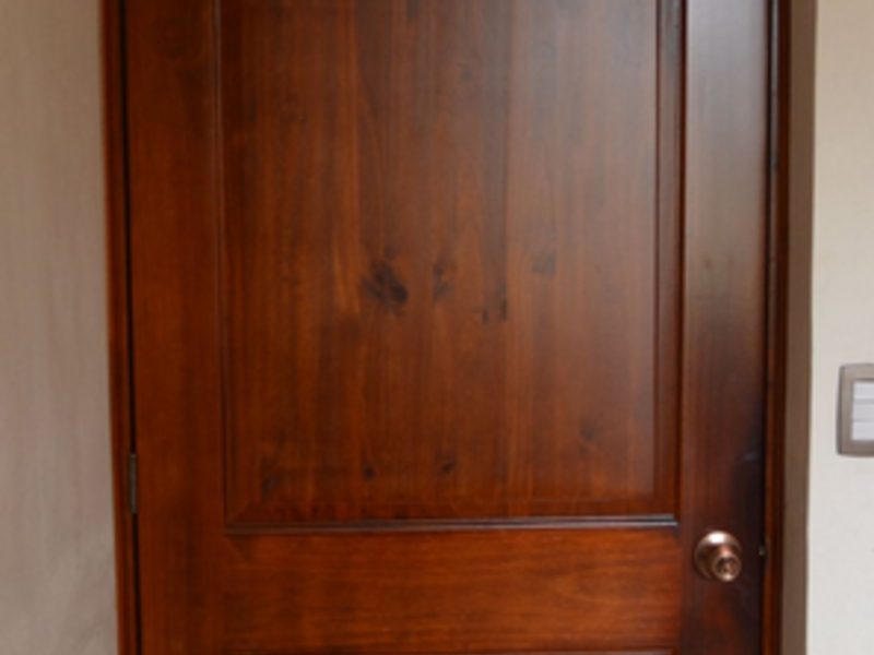 Puerta de madera