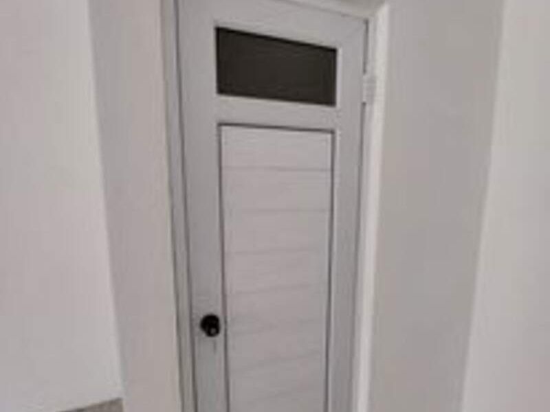Puertas de aluminio en Huehuetenango