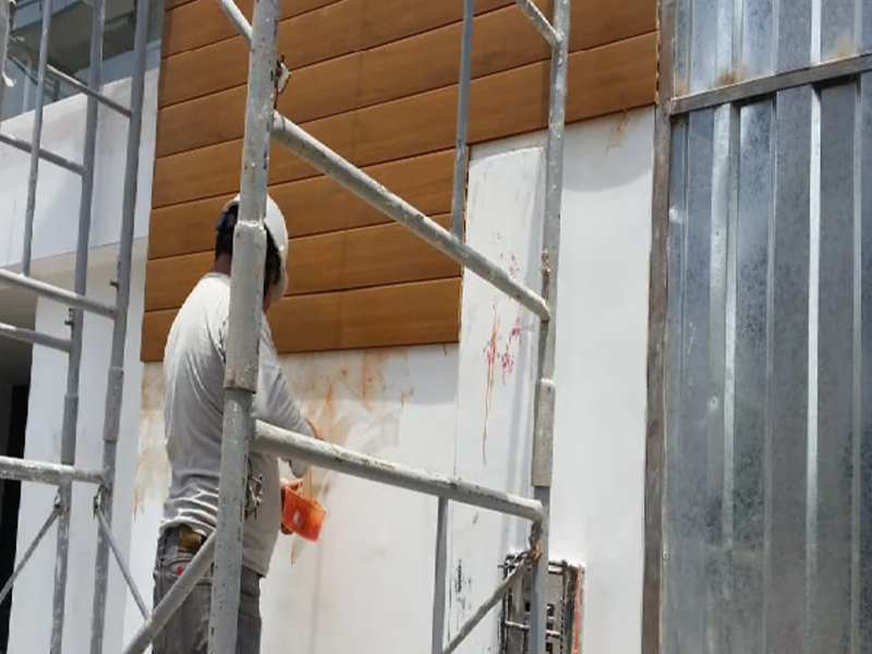 Instalación paneles madera Villa Nueva