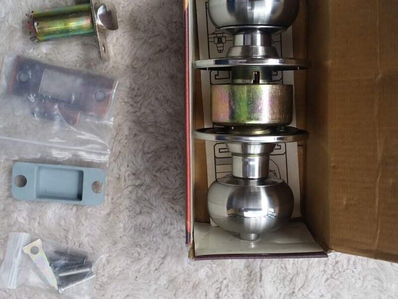 Chapa redonda color plateado Guatemala