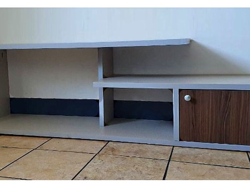 Mueble para TV Pequeño Guatemala 