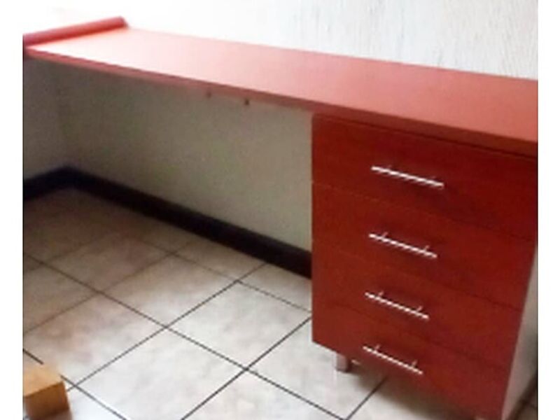 Escritorio Sencillo Guatemala 