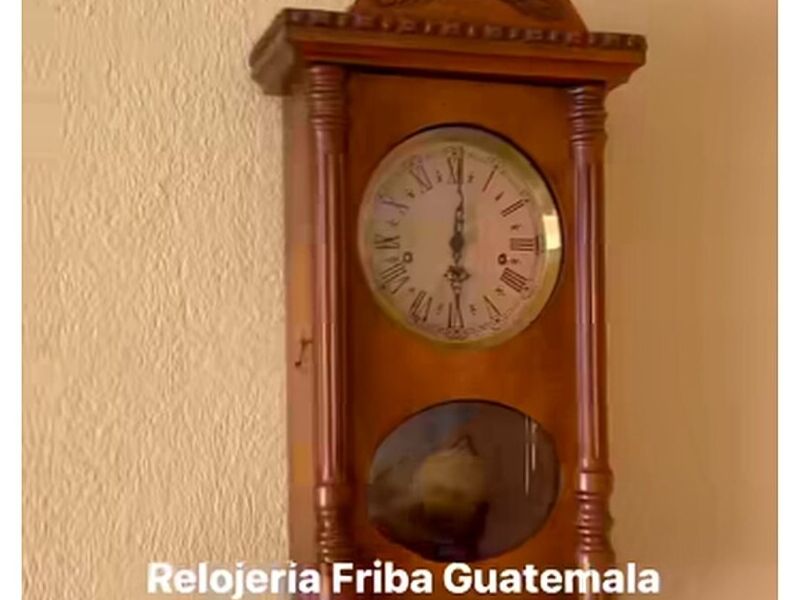 Reloj alemán Hermle  cuerda Guatemala