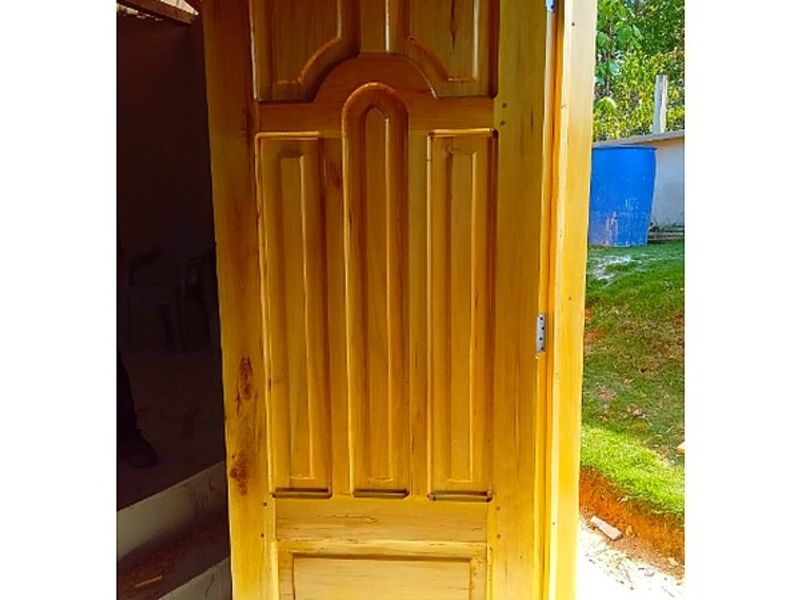 Puerta Cedro Guatemala 