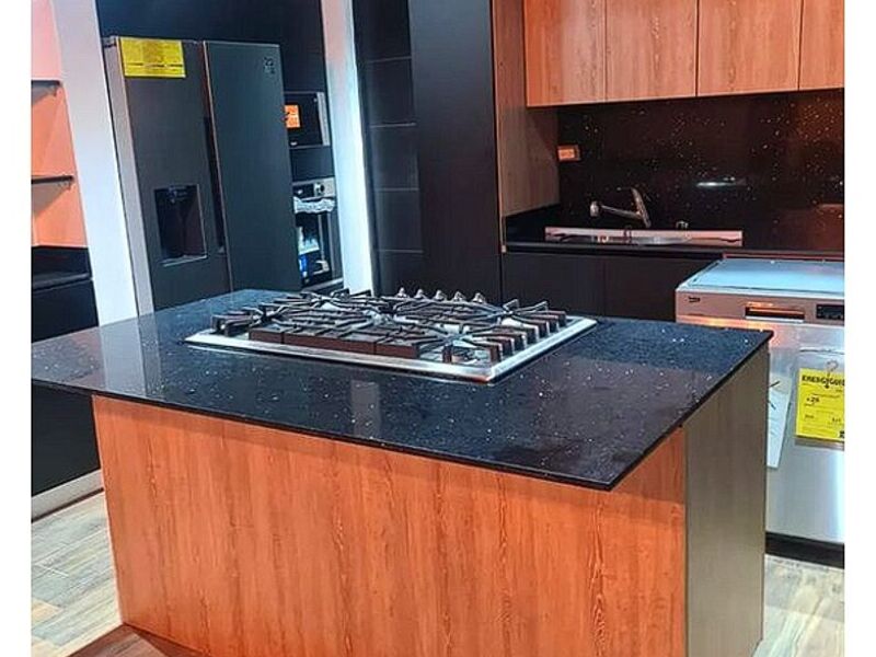 COCINA CUARZO NEGRO GUATEMALA