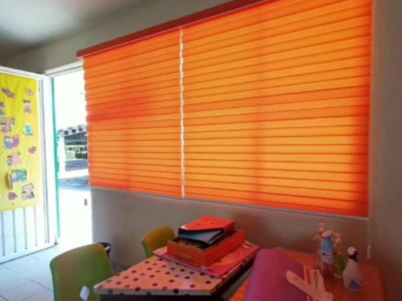Cortina naranja 