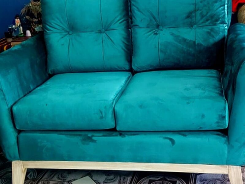 SOFA DOS PLAZAS VERDE GUATEMALA