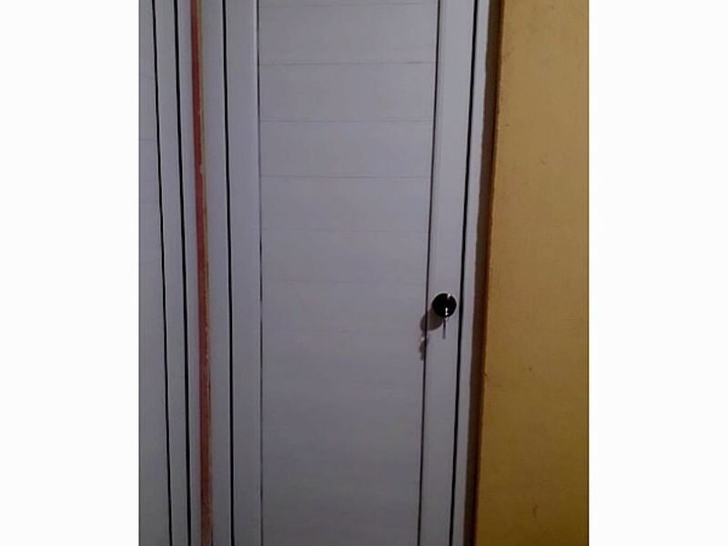 Puerta blanca A Guatemala