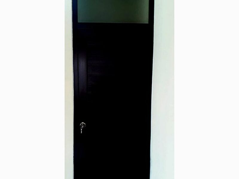 Puerta negra Guatemala