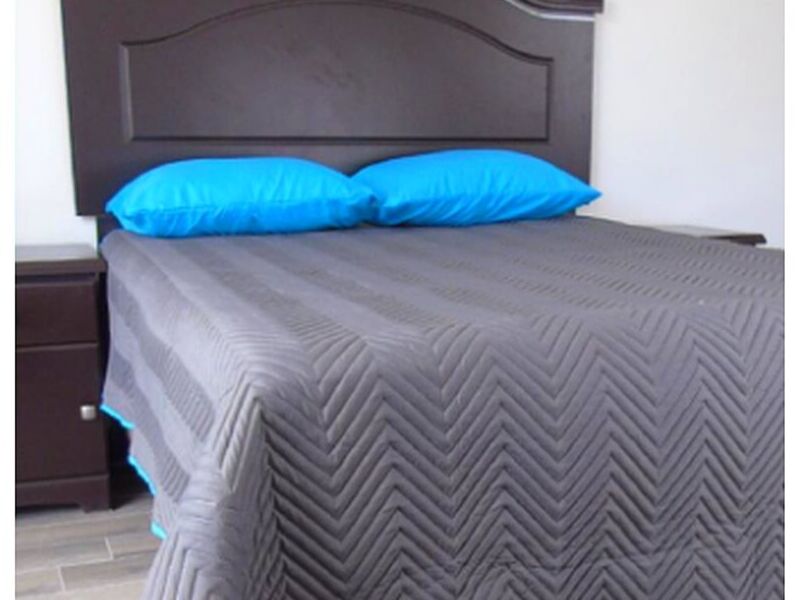 Cama Moderna Gris Mixco 
