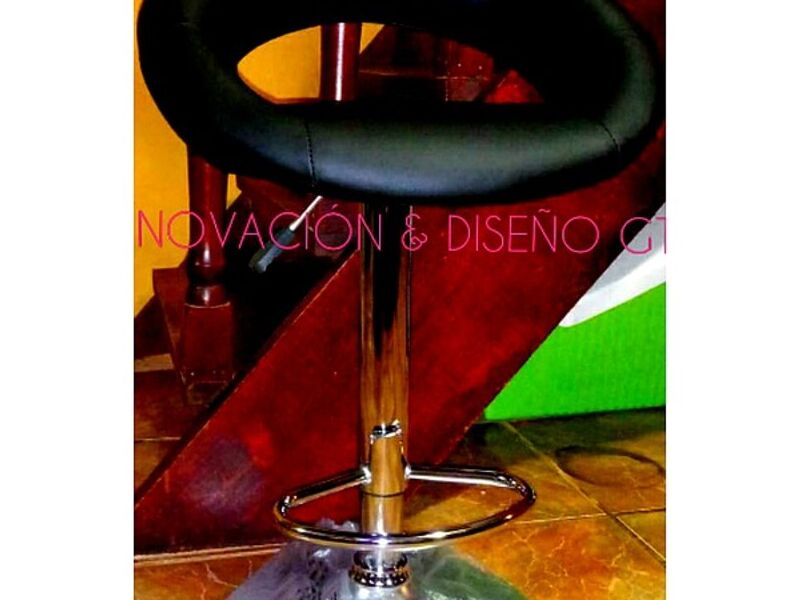 BUTACA CIRCULAR NEGRA GUATEMALA
