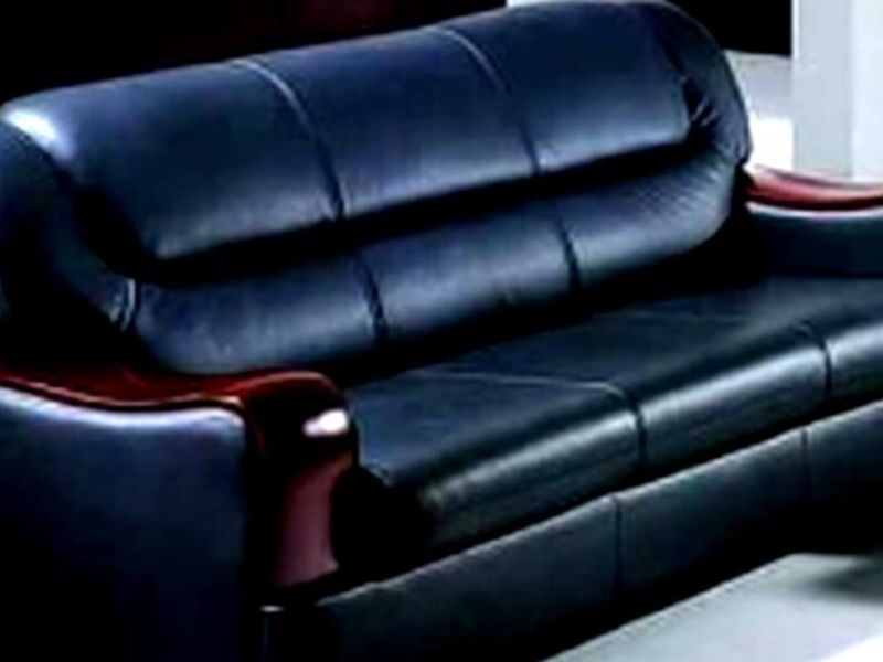 SOFA DOS PLAZAS CUERO GUATEMALA