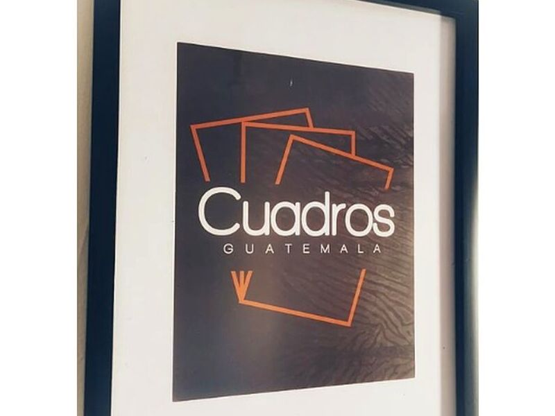 Marcos negros delgados Guatemala