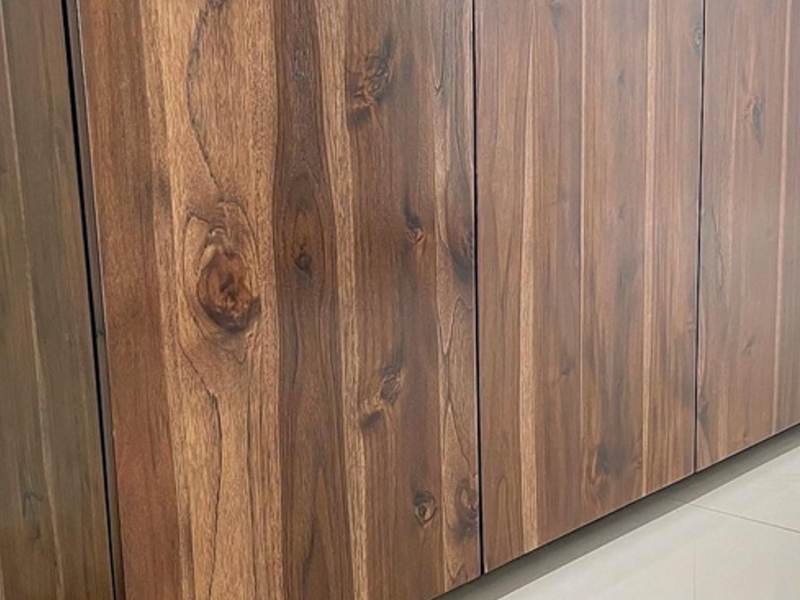 Meson de madera