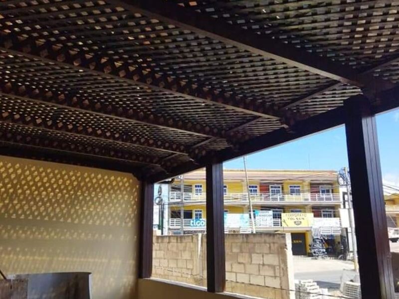 Pérgola con celosias