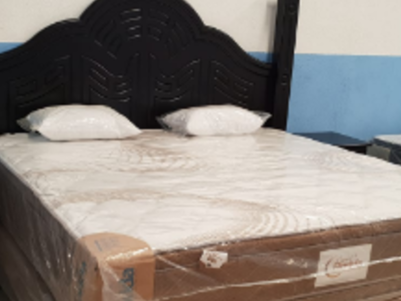 Cama de madera forjada Guatemala 