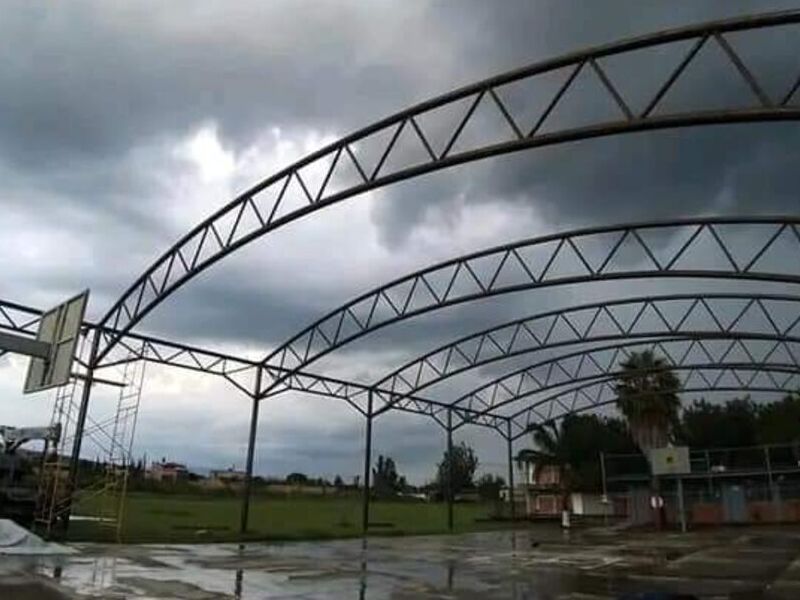 Pérgola cancha deportiva 