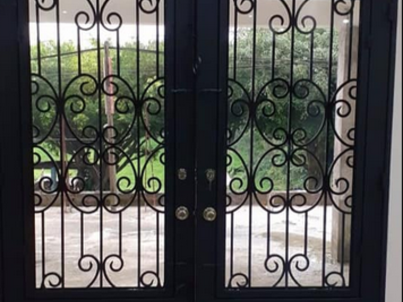Puertas de metal