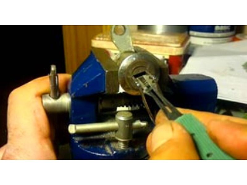 Reparación de chapas Villa Nueva 