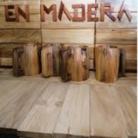Decoraciones en Madera