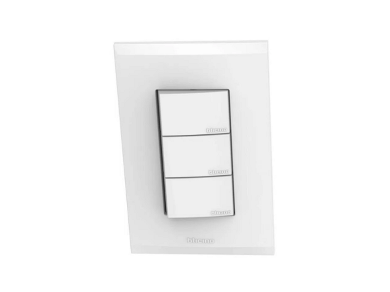INTERRUPTOR SENCIA TRIPLE 15A BLANCO