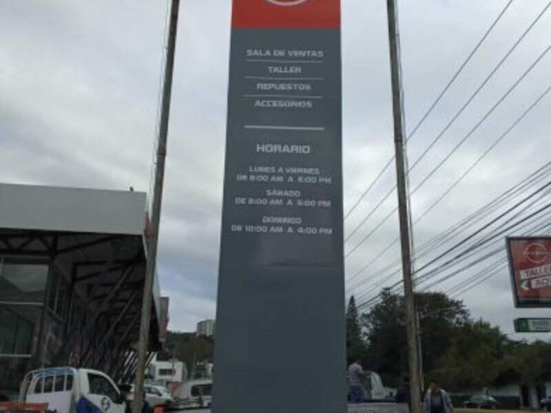 Tótems Publicitarios Guatemala 