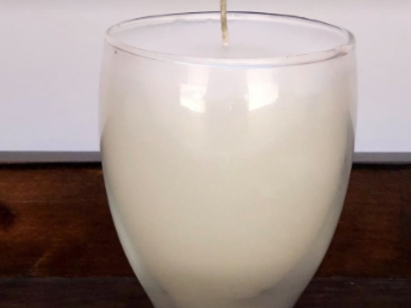 VELA EN VASO EN FORMA DE COPA CIUDAD DE GT.