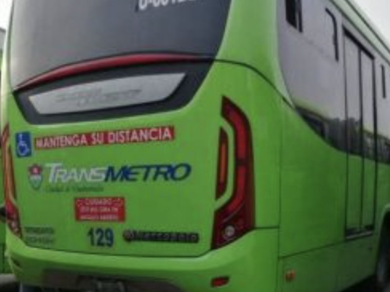 Rotulación de autobuses en Guatemala