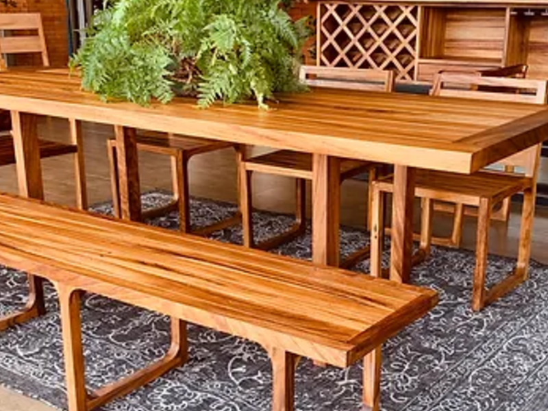 Comedor acacia para ocho personas Guatemala 