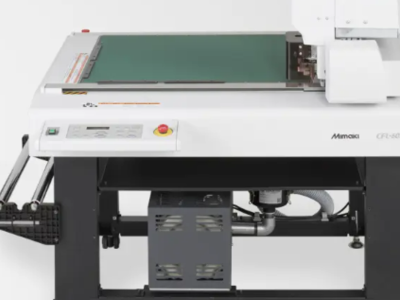 Plotter de corte plano compacto CFL