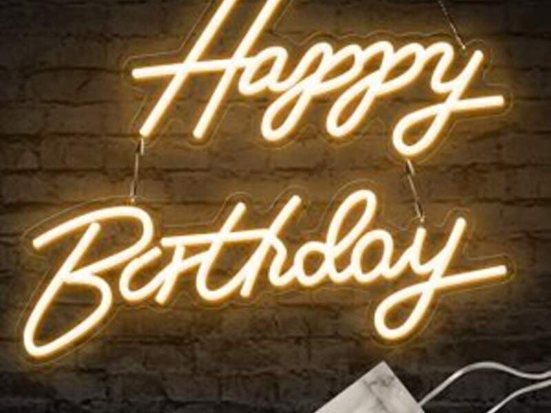 LETRERO DE NEÓN DE FELIZ CUMPLEAÑOS C. DE GT.