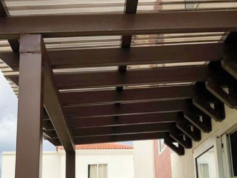 Pérgola Sunkeen Lam Guatemala Tecni Techos