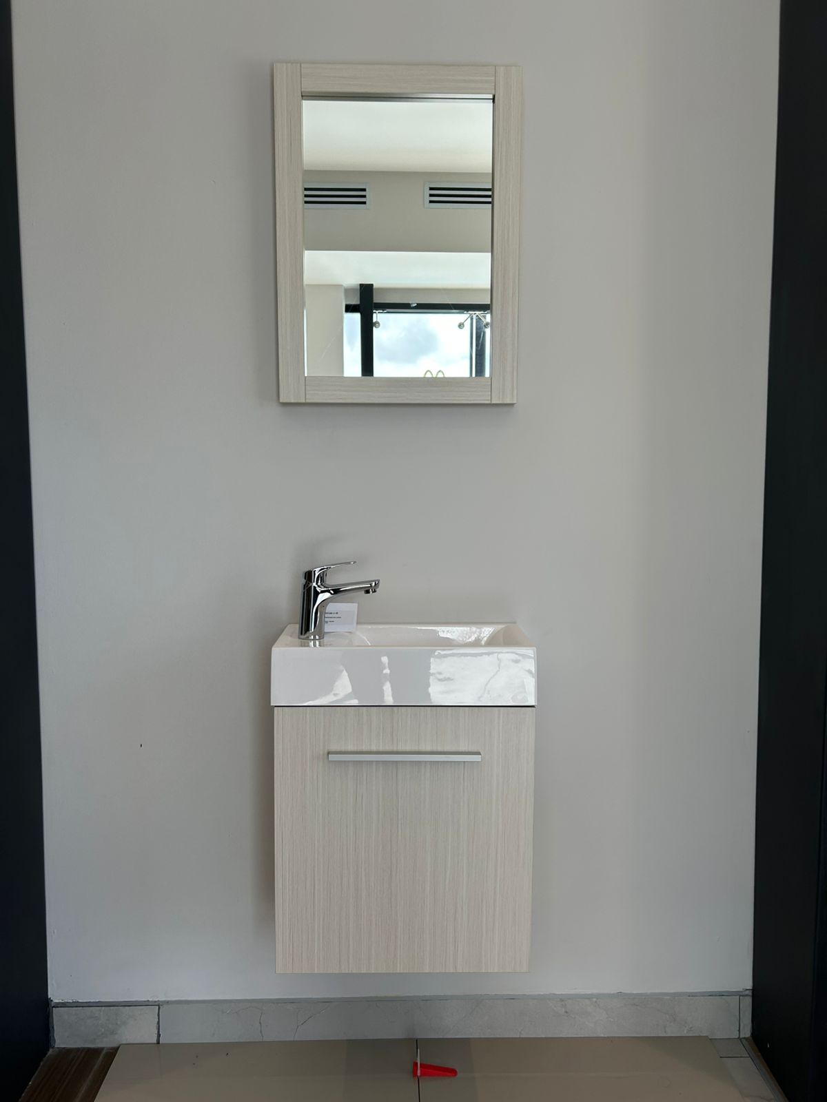 Vanity Cartagena Guatemala Interceramic