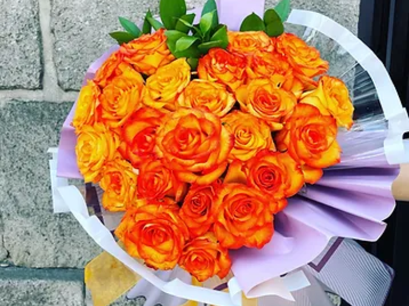 Ramo de 24 rosas Quetzaltlango