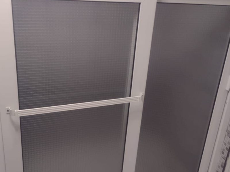 Puerta Corrediza de Aluminio, Guatemala