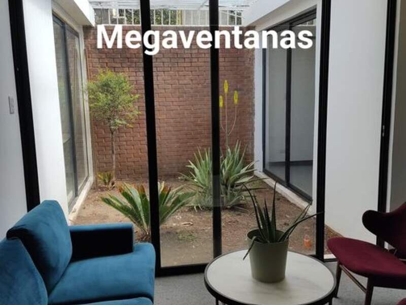 Puerta corrediza de PVC Fraijanes