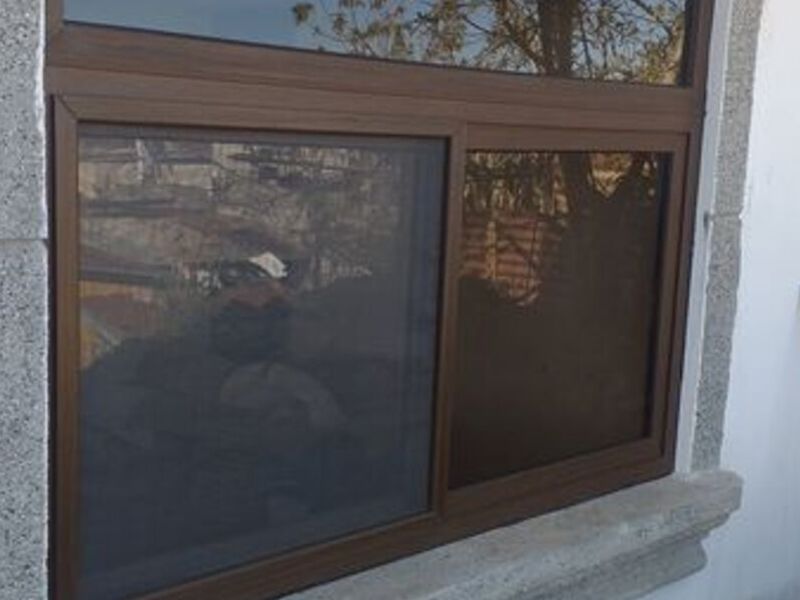 Ventanas en Imitacion Madera Fraijanes