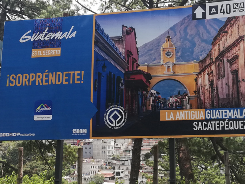 Cartel publicitario Vallas De Guatemala