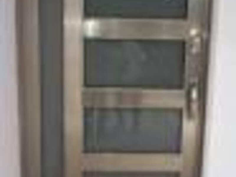 Puertas de aluminio en Huehuetenango