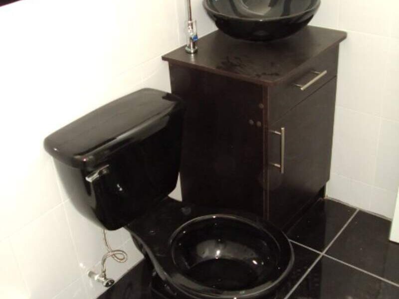 mueble ed baño 3 en Mixco