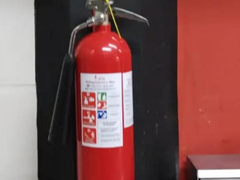 Extinguidor E. y Mas Guatemala