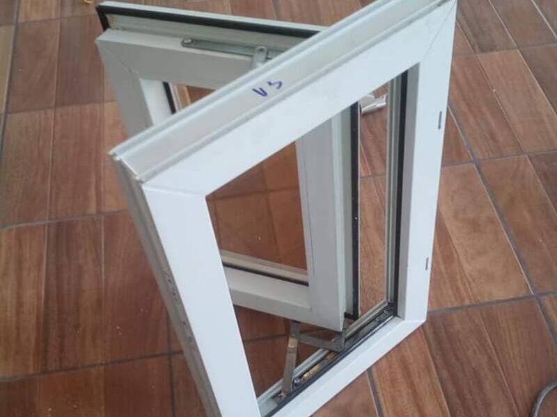 Ventanas pequeñas en Col Lomas